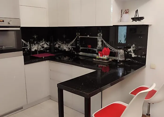 London Apartment, Odessa