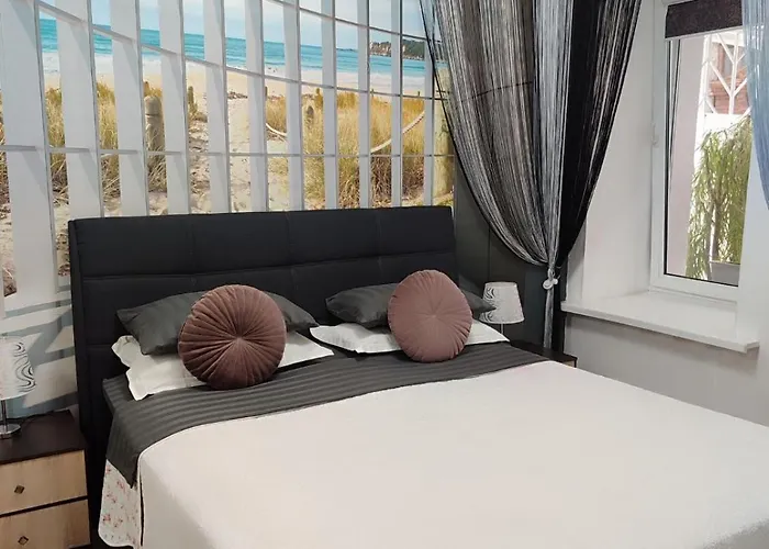 London Apartment, Odessa